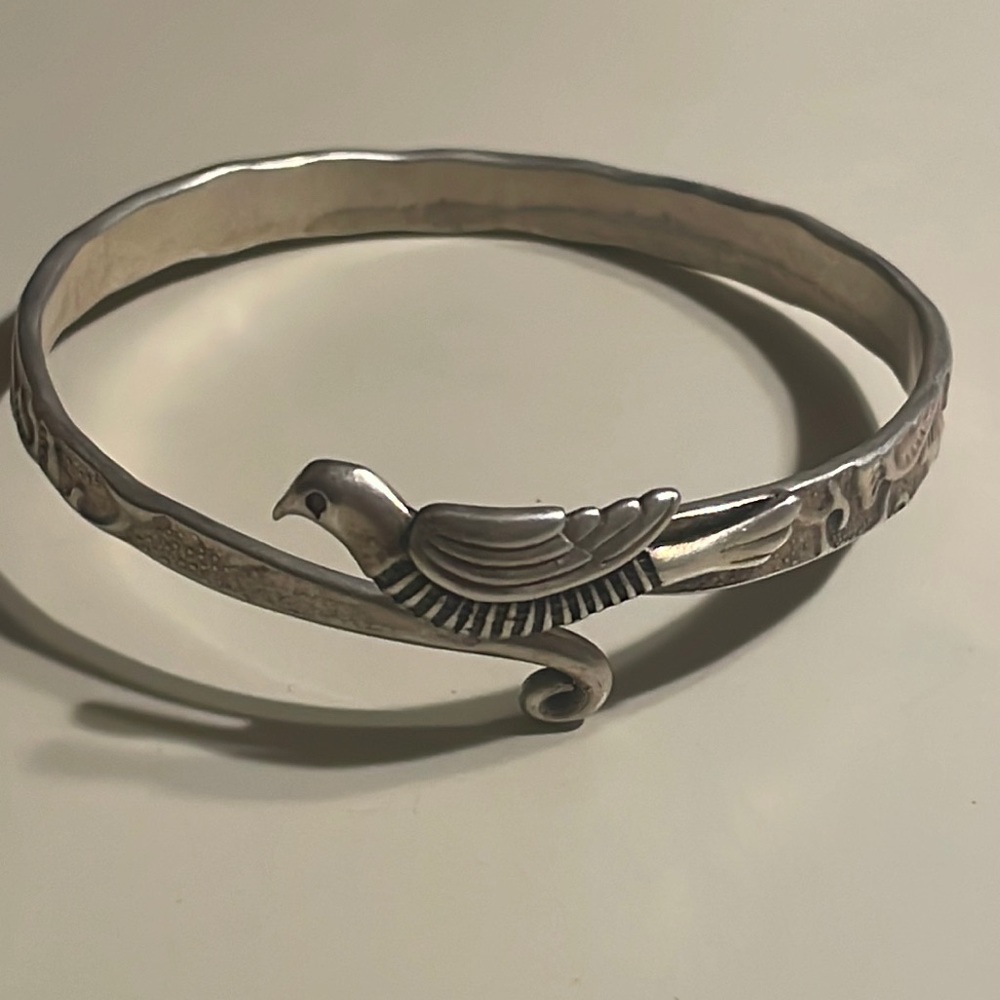 Hill Tribe Peace Dove Bracelet